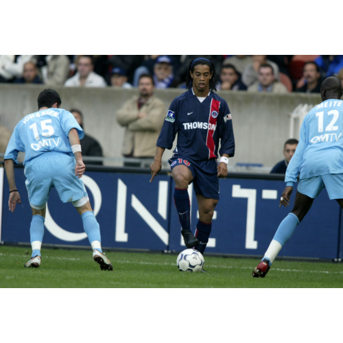 Ronaldinho PSG - La Passe Aveugle 1/3